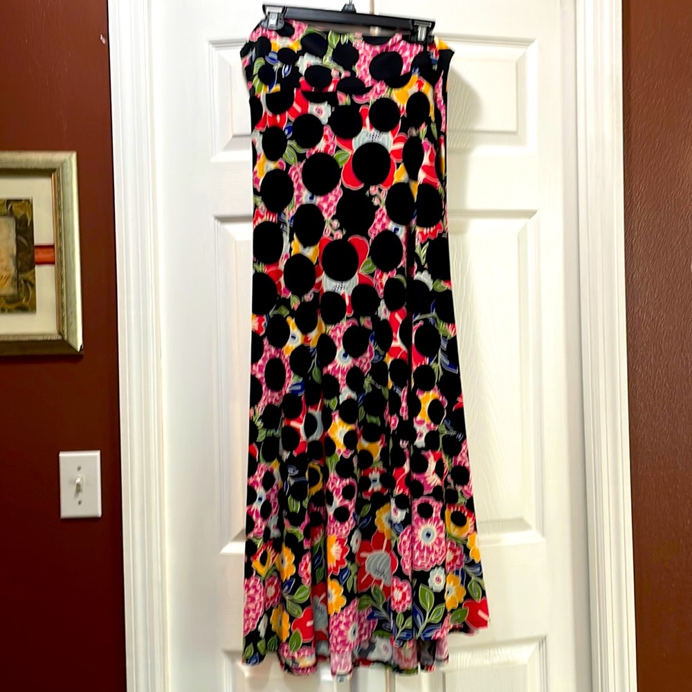 LuLaRoe maxi skirt...M...vibrant Spring colors!